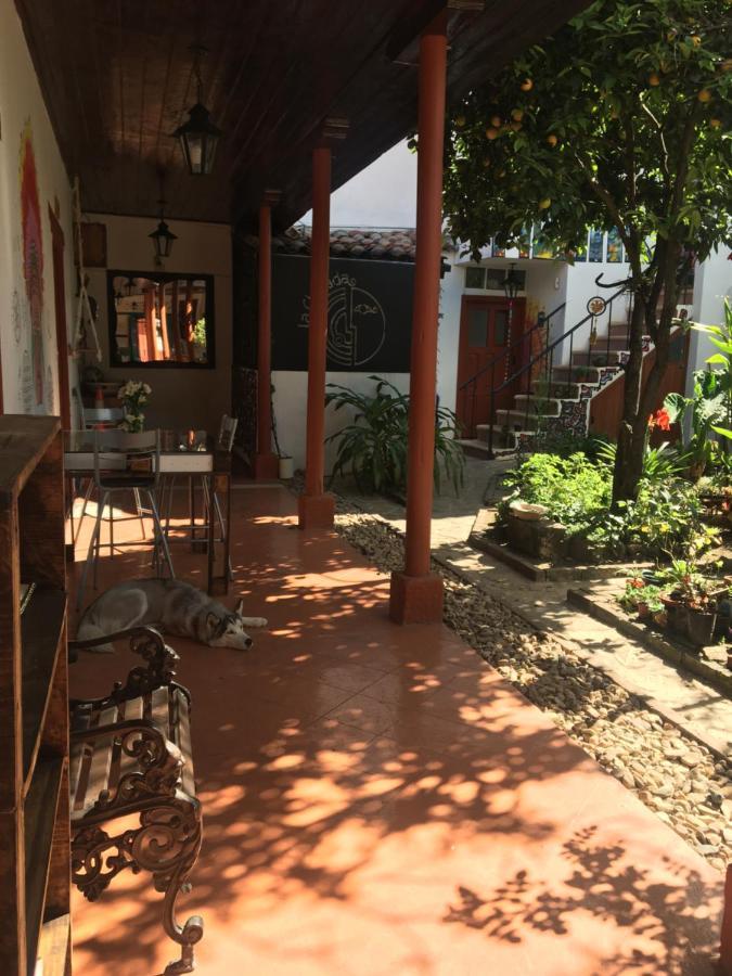 Hostel La Chulada San Cristóbal de Las Casas Exterior foto